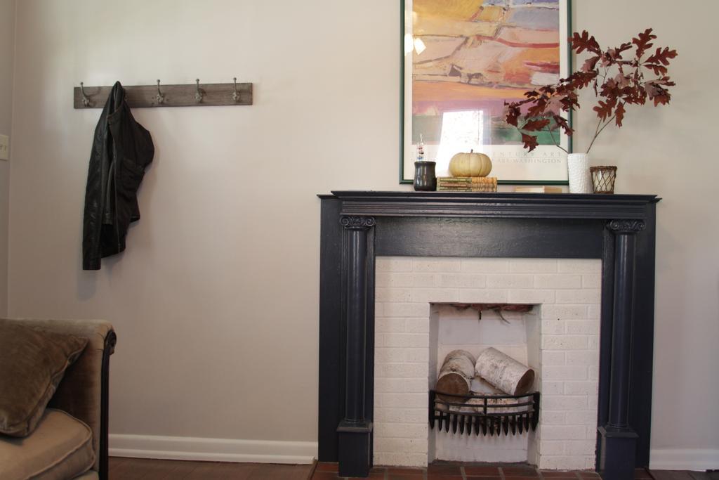 Modern Homestead Guest House Reedsville Room photo